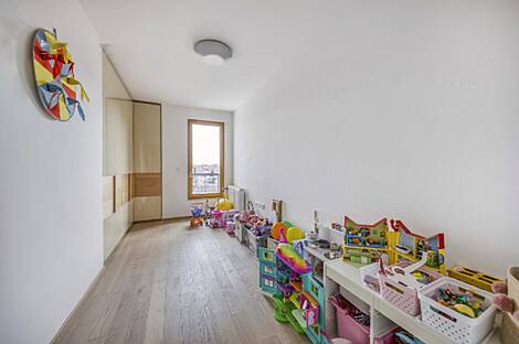 Четырехкомнатная квартира в районе Вич, Любляна.: 15