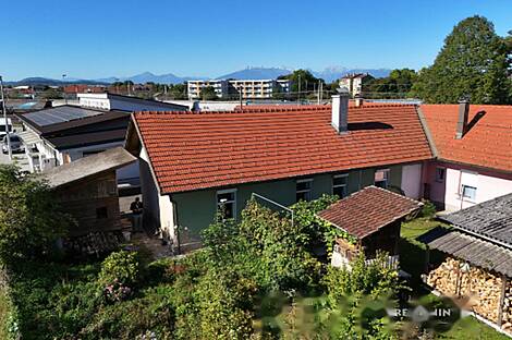 Дом с тремя этажами в Кашеле.: 1