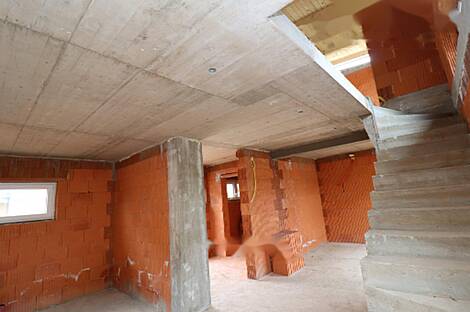 Дом Верхний Кашель, состоящий из двух квартир.: 6