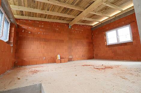 Дом Верхний Кашель, состоящий из двух квартир.: 8