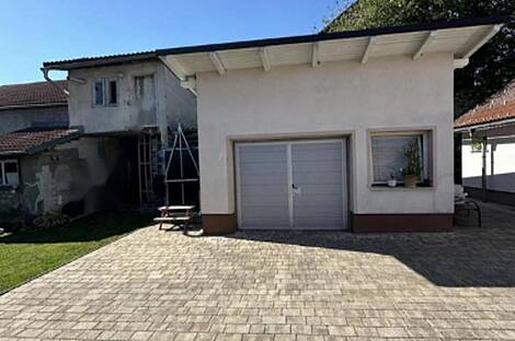 Дом, Вич, Любляна.: 19