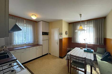 Дом, Вич, Любляна: 5