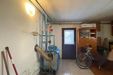 Дом, Вич, Любляна: 15