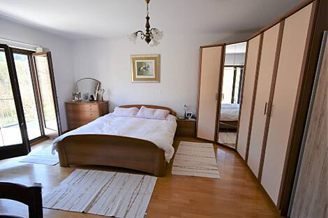 Двухэтажный дом в Долине Драгонье: 15