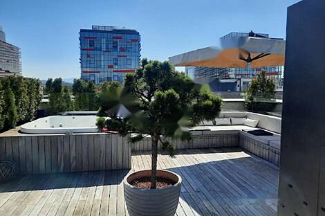 Элитная квартира в районе Безиград: 2