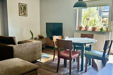 Апартаменты с четырьмя комнатами: 1