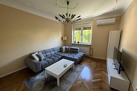 Квартира с двумя комнатами и садом: 1