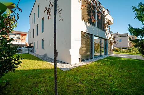 Любляна, Бежиград, дом.: 18