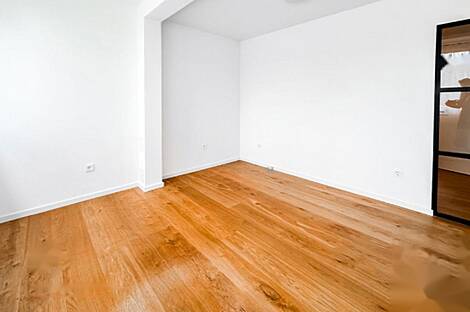 Трёхкомнатная квартира на улице Штепане Вас: 12