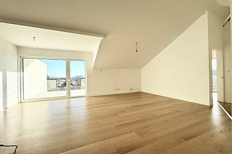 Квартира в Чрнуче с тремя комнатами: 3