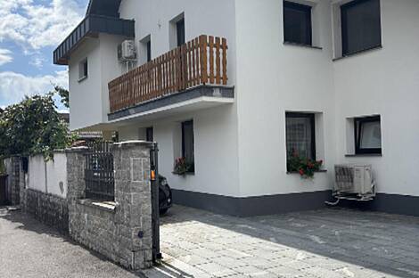 Трехкомнатная квартира в Добрунье: 8