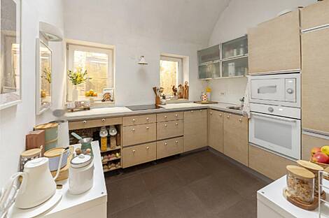 Квартира с четырьмя комнатами в центре города Любляна: 10