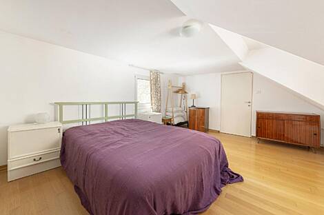 Квартира с четырьмя комнатами в центре города Любляна: 30