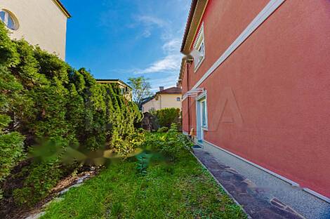 Жилище, столица Словении, район Шишка: 2