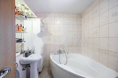 Жилище, столица Словении, район Шишка: 20