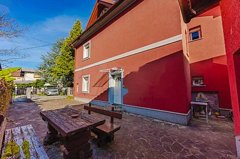 Жилище, столица Словении, район Шишка: 24