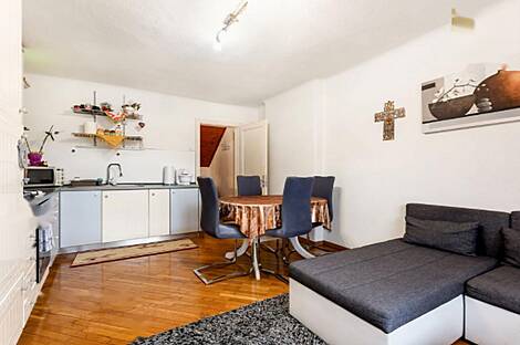 Дом на возвышенности Смарна: 18