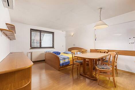 Дом на пересечении набережной Петковша и Трубаревой улицы: 16