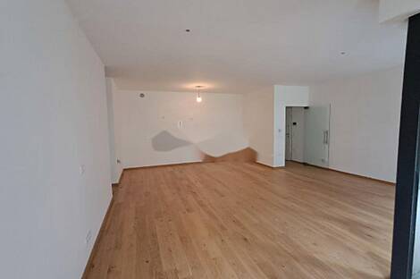 Трехкомнатная квартира, Центр, Дэванапарк II: 8