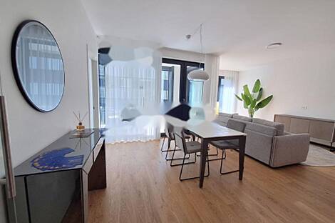 Трёхкомнатная квартира в центре: 5