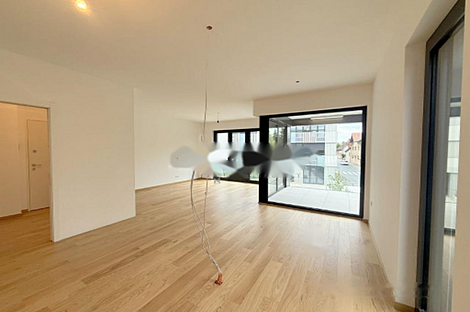 Четырехкомнатная квартира в центре.: 3