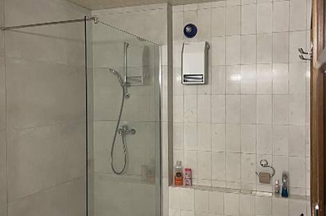 Квартира с тремя комнатами в центре: 3