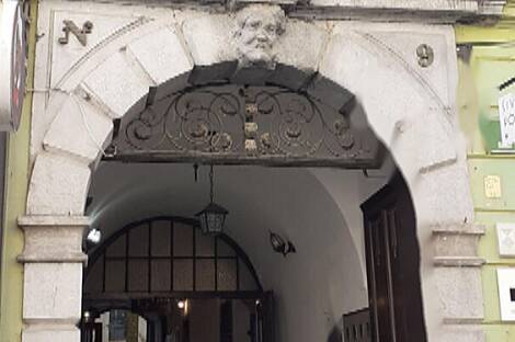 Квартира с тремя комнатами в центре: 7