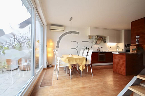 Квартира с четырьмя комнатами в центре: 12