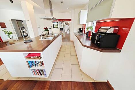 Любляна Бежиград, дом: 5