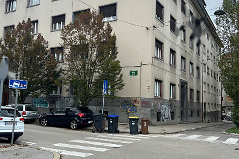 4-комнатная квартира в центре: 2