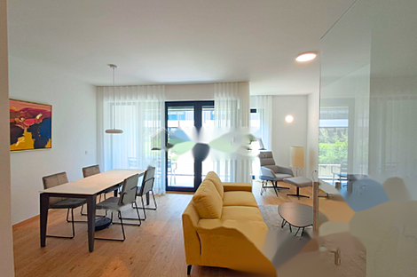 Апартаменты в центральном районе, рядом с парком Девана: 1