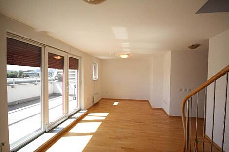 Многокомнатная квартира, расположенная в Мосте: 4