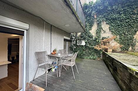 Квартира с двумя комнатами в центральной части города: 2