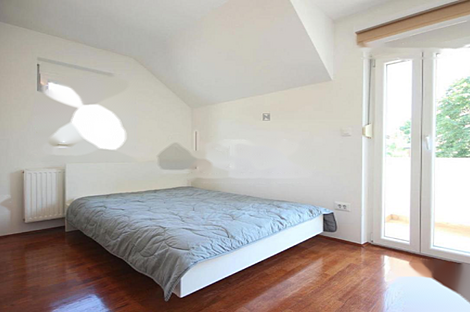 Дом-двойник Чрнуче: 2