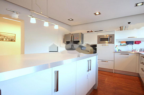 Дом-двойник Чрнуче: 8