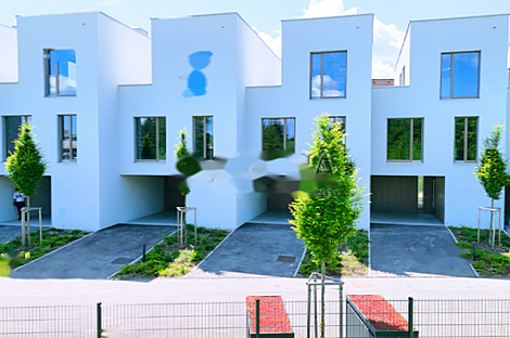 Здание с террасой в Долгом Мосту: 1