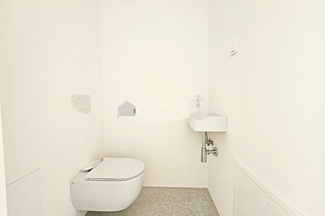 Здание с террасой в Долгом Мосту: 12