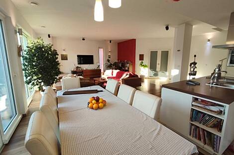 Жилище расположено за гостиницей Австрия Тренд: 4