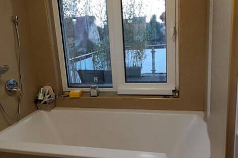 Жилище расположено за гостиницей Австрия Тренд: 13