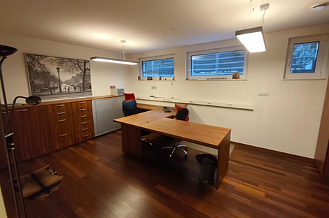 Жилище расположено за гостиницей Австрия Тренд: 22