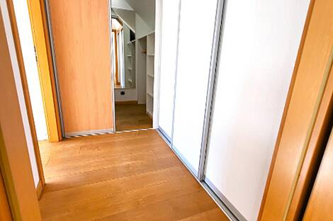 Апартаменты с 4-5 комнатами в центре Любляны.: 15