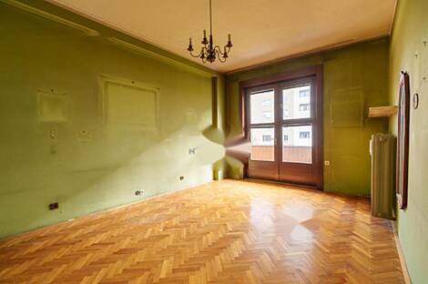 Трехкомнатная квартира с половиной комнаты в центре Любляны.: 3