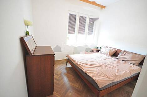 Дом с четырьмя комнатами в центральной части города.: 5