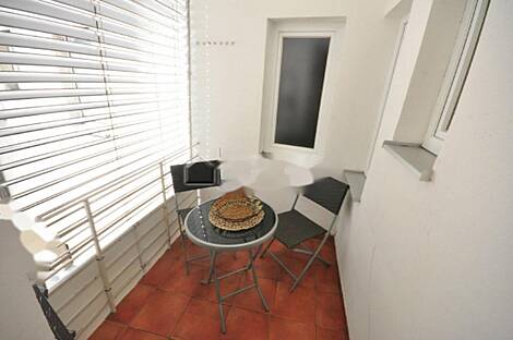 Дом с четырьмя комнатами в центральной части города.: 10