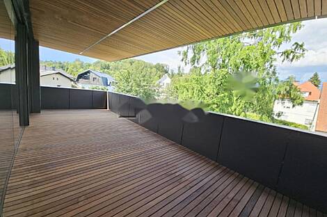 Квартира с тремя комнатами в Рожной Долине: 1