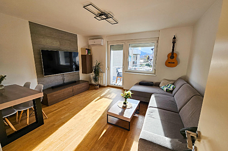 Трехкомнатная квартира Задаток: 1