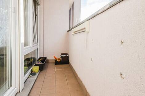 Двух с половиной комнатная квартира в НовоБроде: 2