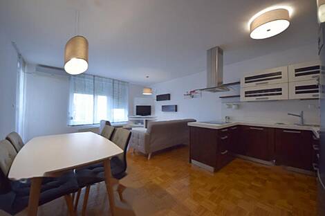 Двух с половиной комнатная квартира в НовоБроде: 3