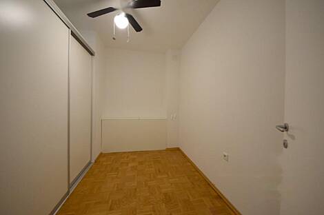 Двух с половиной комнатная квартира в НовоБроде: 6