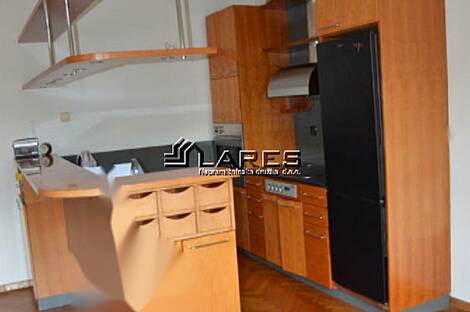 Трехкомнатная квартира в центре: 5